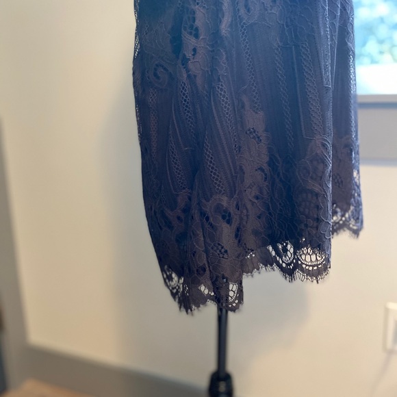 Taylor and Sage high neck lace top, size XL - Picture 6 of 12